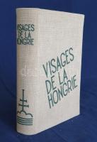 Visages de le Hongrie. Ouvrage orné de 257 illustrations. Paris, 1938. Librarie Plon (Imprimerie et édition des Presses Univeritaires de Hongrie). 621 + [1] p. + 1 térkép (színes, kihajtható). Egyetlen kiadás. szkennelve, átméretezve. antik XX., magyar nyelv, francia, nyelv. statisztika, politika, néprajz, országismertetők, történelem, művészetek, gazdaság. Magyarország 1919-1945. Oldalszámozáson belül 257 szövegközti fényképpel, grafikonnal, ábrával gazdagon illusztrált országismertető kötet, mely a kulturális-történelmi és természetrajzi részleteken kívül bőségesen taglalja az ország társadalmi, politikai, gazdasági, tudományos, művészeti és néprajzi részleteit (jelentős helyet biztosítva a műépítészet mellett az originális népi építészetnek, a képzőművészet mellett a sajátosan magyar népművészetnek, a műzene mellett a népzenének) - valamint az olvasóközönségre való tekintettel áttekinti a magyar-francia kapcsolatokat is. A szöveget neves magyar akadémikusok írták, többek között Győrffy István néprajzkutató, Fitz József művelődéstörténész, Hankó Béla ornitológus, Kodály Zoltán zeneszerző. A mű egészéből egy, a hagyományait őrző, de a korszerű modernizáció fejleményeit is birtokló ország képe bontakozik ki. A kötetből 30 számozott példány is készült, példányunk számozatlan. Az első nyomtatott oldalon és a címoldalon régi tulajdonosi bejegyzés, illetve bélyegzés. Kiadói egészvászon kötésben. Jó példány.