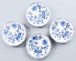 Zsolnay 4 darab hagymamintás tálka. Jelzett, egyik sérült, d: 10,5 cm