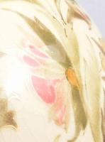 cca 1890 Zsolnay fedeles kaspóváza, jelzett: családi pecsét. Fedél nélkül, restaurált, m: 19 cm