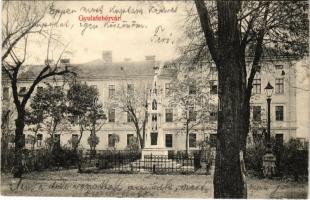 Gyulafehérvár, Alba Iulia; Lousenau szobor. Schäser Ferenc kiadása / Lousenau-Denkmal / monument (EK)