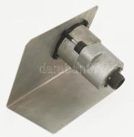 Repülőgép magasságmérő, asztaldísznek átalakítva