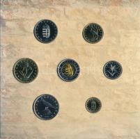 2005. 1Ft-100Ft (7xklf) forgalmi sor szettben + 10Ft "József Attila" T:BU kis patina
Adam...