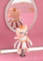 Zenélő ékszeres doboz kislánynak, 15x10,5x9 cm