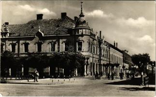 1958 Szekszárd, Szekszárd szálloda. Képzőművészeti Alap Kiadóvállalata