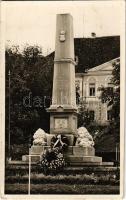 1943 Sepsiszentgyörgy, Sfantu Gheorghe; Hősi emlékmű / military heroes monument