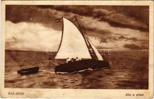 1943 Balaton, Jön a vihar, vitorlás (lyuk / pinhole)