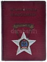 1951. "Sztahanovista" kitüntetés igazolványa, külső borítóján zománcozott fém Rákosi-címerrel T:XF