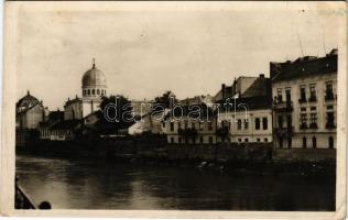 1943 Nagyvárad, Oradea; Körösparti részlet, zsinagóga. Aranyossy György kiadása / Cris riverside, synagogue (fl)