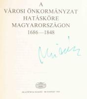 Kállay István: A városi önkormányzat hatásköre Magyarországon 1686-1848. Magyar Országos Levéltár ki...