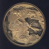 Németország DN "Hadrosaurus" aranyozott fém emlékérem eredeti, megkövesedett hadrosauruscs...