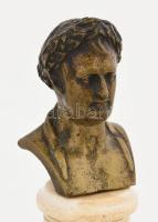 Antik Napóleon réz büszt, csont posztamens és talapzat résszel, 4 gömb lábon. Jelzés nélkül, kis kop...