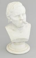 Deák Ferenc büszt. Biszkvit porcelán, jelzés nélkül, alján kis pattanással, m: 20,5 cm