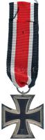 Német Harmadik. Birodalom 1939. "II. Osztályú Vaskereszt" kitüntetés, eredeti szalagon, ka...