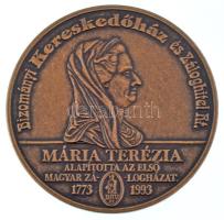 1993. "Bizományi Kereskedőház és Záloghitel Rt - Mária Terézia alapította az első magyar zálogházat 1773-1993 / Emlékül - Az 1773-ban kelt alapítólevél pecsétjével hitelesítve" kétoldalas bronz emlékérem, eredeti BÁV tokban, "A cég alapításának 220. évfordulójára" kísérőcetlivel (60mm) T:UNC kopottas tok