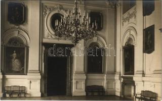 A magyar tudományos intézmények otthona Bécsben (Ezelőtt a m. k. testőrség palotája) díszterem belső. Hungarika / Heim der ungarischen wissenschaftlichen Institute in Wien (Ehemals Palais der k. ung. Leibgarde), Festsaal / Home of the Hungarian Scientific Institutes in Vienna (Formerly Palace of the Imperial Guard), hall interior. Hungarica