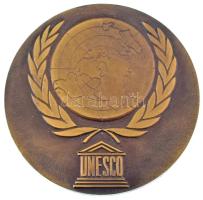 Szovjetunió 1985. "UNESCO" aranyozott bronz emlékérem tokban (65mm) T:AU
Soviet Union 198...
