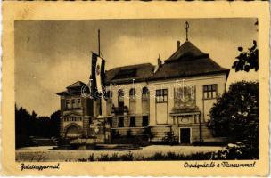 1941 Balassagyarmat, Országzászló a Múzeummal (ázott / wet damage)