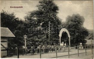 1913 Kovácspatak, Kovacov; Főbejárat a vasútállomásnál / main entrance by the railway station
