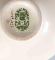 Zsolnay pillangó mintás váza. Jelzett, hibátlan, m: 8 cm