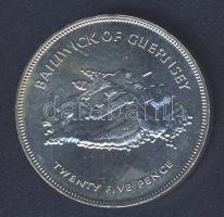 Guernsey 1977. 25p "Ezüstjubileum" T:BU