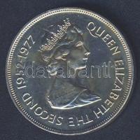 Guernsey 1977. 25p "Ezüstjubileum" T:BU