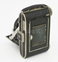 Certo Dolly fényképezőgép, Meyer Görlitz Trioplan optikával, sérült bőr tokjában