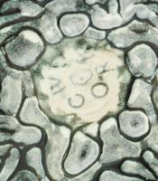 Gorka Iparművészeti Vállalatos kosfejes kínáló, repesztett mázas, jelzett, hibátlan 16 x 17,5 cm