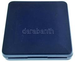 NSZK 1959-1962. "Mainz" festett bakelit bohóc jelvény és kitűző tétel (4xklf) közös tokban...