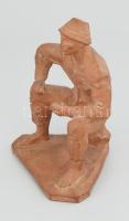 Varga Imre: Szalonnázó. Terrakotta. Jelzett, kopással, m: 23,5 cm