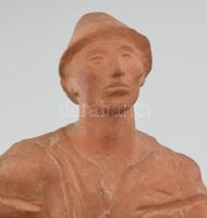 Varga Imre: Szalonnázó. Terrakotta. Jelzett, kopással, m: 23,5 cm