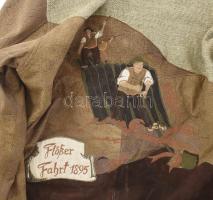 Falusi jelenetekkel díszített kabát, 55-es méret, jó állapotban