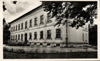 Beregszász public school (EK)