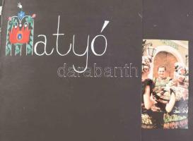 cca 1960-80 11 db népművészeti összeállítású lap hímzés témában, Matyó, Sárközi, Kalotaszegi, Torock...