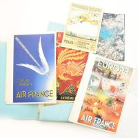 cca 1970-1990 Air France gyűjtemény, nagyrészt Paris - Budapest járatok étlapjai, rajta régi Air France plakátok reprodukcióval, 16 + 6 db