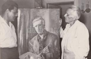 Márffy Ödön (1878-1959) festőművész Vörös-kék sálas önarckép című festményét mutatja be Simon Gy. Fe...