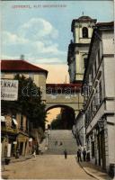 Litomerice, Leitmeritz; Alte Brückenstiege / street view, bridge stairs, shops (EK)