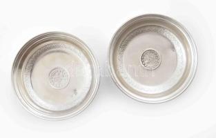 Ezüst (Ag) fűszerkínáló tálka pár, jelzett, d: 7 cm, nettó: 28,8 g