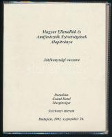 2002 Bp., Magyar Ellenállók és Antifasiszták Szövetségének Alapítványa, Jótékonysági vacsora a margitszigeti Danubius Grand Hotel Széchenyi éttermében. Fényképalbum 12 db színes fotóval, a hátoldalon jelzettek (Izsák Éva felvételei).