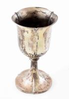 Ezüst (Ag) kupa, "Postás Labdarúgó Kupa 1942" felirattal, nettó: 374 g