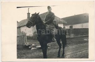 1944 Szentegyháza, Szentegyházasfalu, Vlahita; magyar katona lovon / Hungarian soldier on horse. photo (EK)