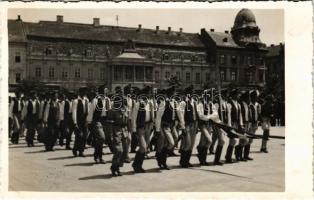 1940 Kolozsvár, Cluj; bevonulás / entry of the Hungarian troops. photo