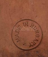 Kovács Margit (1902-1977): Imádkozó angyal gyertyatartó. Jelzett, tetejénél ütődésnyommal, m: 19 cm