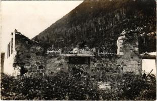 1918 Román harctér, szétlőtt üveggyár / WWI K.u.K. military, Romanian front, destroyed glass factory. photo (fl)