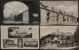 Kb. 200 db MODERN fekete-fehér magyar város képeslap / Cca. 200 modern black and white Hungarian town-view postcards