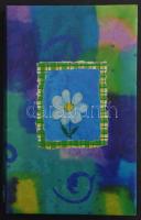 80 db RÉGI fekete-fehér zsáner motívum képeslap albumban: hölgyek, gyerekek, szerelmes párok, színés...