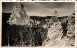 Gyilkos-tó, Ghilcos, Lacul Rosu; Oltárkő / Piatra Altarului. Kováts István photo + "1940 Székelyudvarhely visszatért" "1940 Csíkszereda visszatért" So. Stpl.