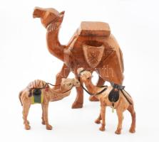 3 darab teve figura, fa, bőr, m: 16-23 cm