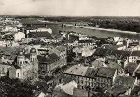 Pozsony with synagogue (EB)