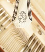 V. Syrovy klenotnik Praha 86 darabos ezüst (Ag) evőeszköz készlet, dianás jelzéssel, mesterjeggyel, ...