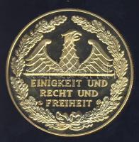 Németország DN "Német történelem - Willy Brandt" aranyozott ffém emlékérem T:PP